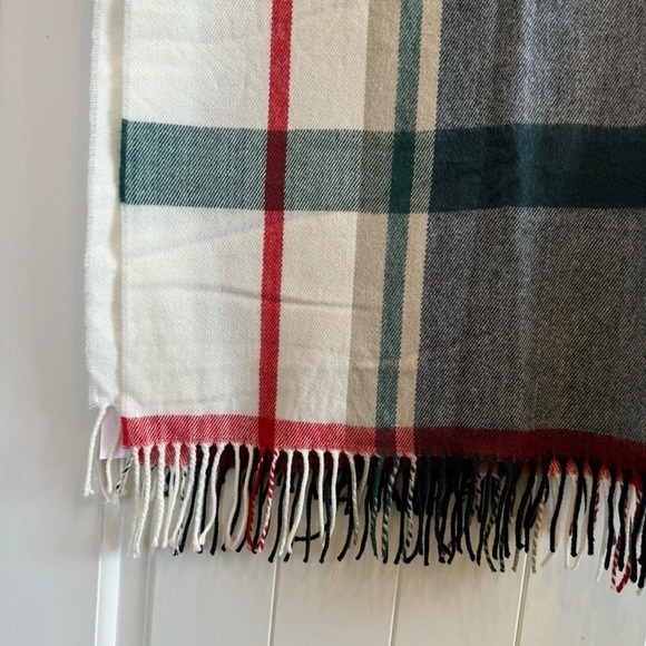 NEW J.Crew Oversized Blanket Scarf Plaid White Green Red Navy Blue 48โx 74โ - Picture 2 of 6